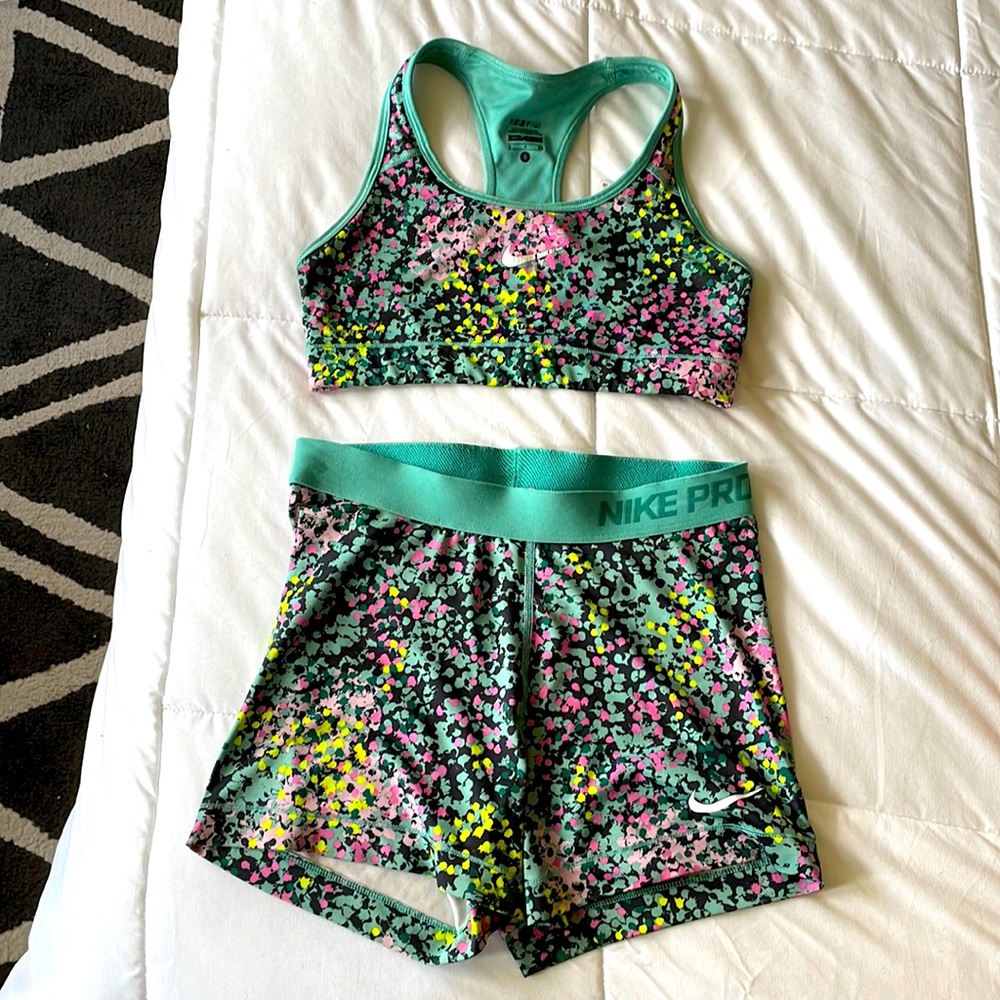 Nike workout set